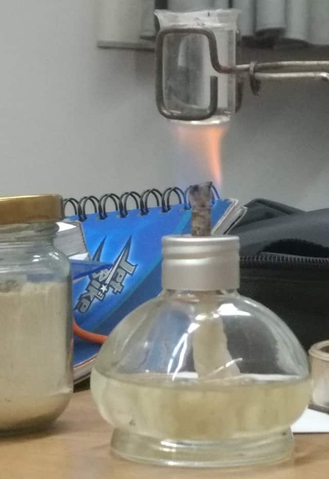 Mechero de Alcohol, ¿Qué es y cómo elegirlo? Materiales para laboratorio Mechero de Alcohol, ¿Qué es y cómo elegirlo? Materiales para laboratorio