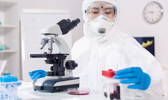 que equipo de seguridad debe haber en un laboratorio